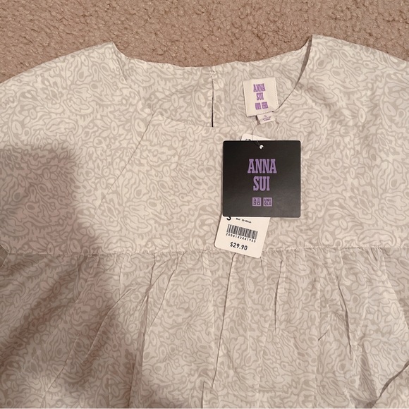 Uniqlo - Anna Sui blouse - Picture 2 of 4